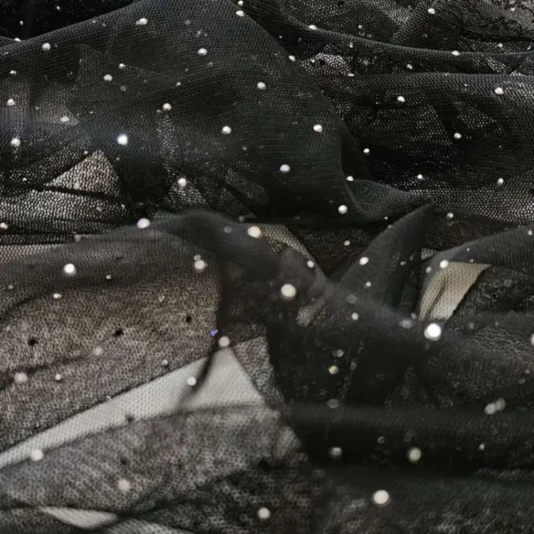 مینی اسکارف مجلسی نگین دار تور دانتل دوزی شده مشکی 70x70